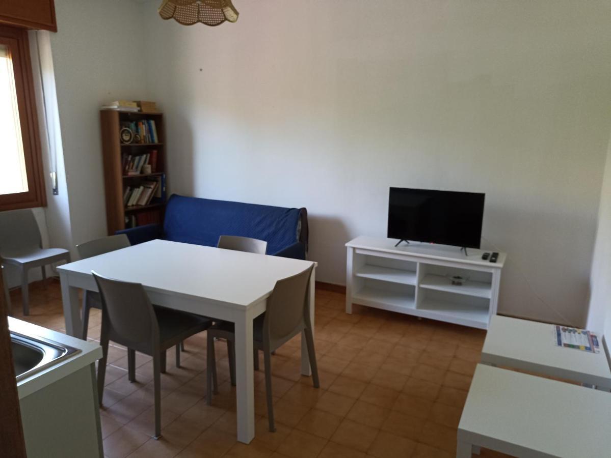 Appartamento Per 4 Persone Al Poetto Di Cagliari Exterior photo